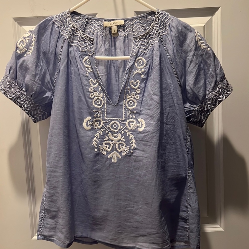 J. Crew blouse EUC size 2 light blue blouse